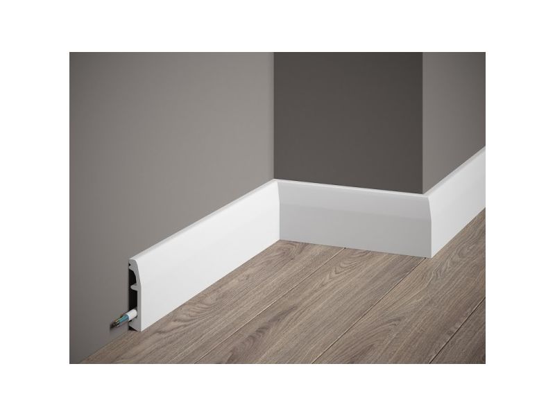 Listwa przypodłogowa  MD017 Mardom Decor / 200 x 6,9 x 1,4 cm
